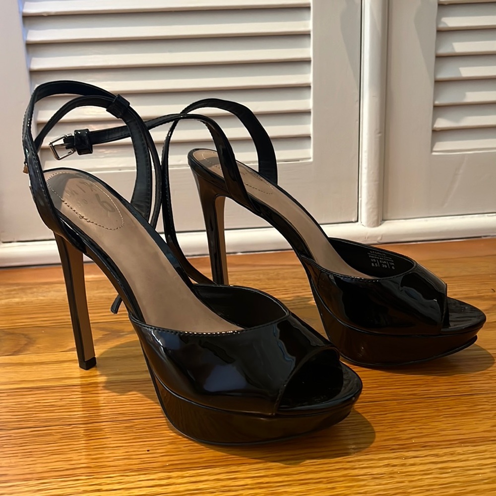 Mix No. 6 Black Platform Peep Toe Heels
